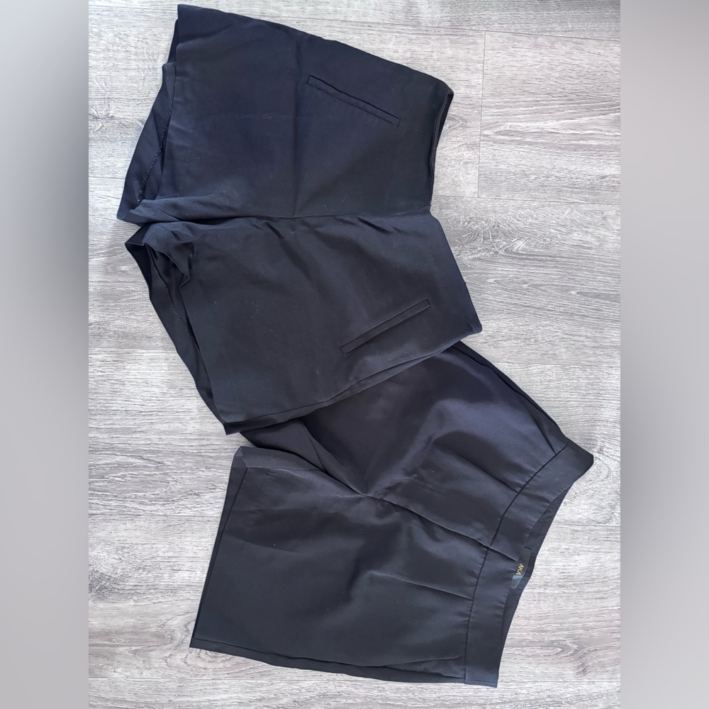 2 black women shorts